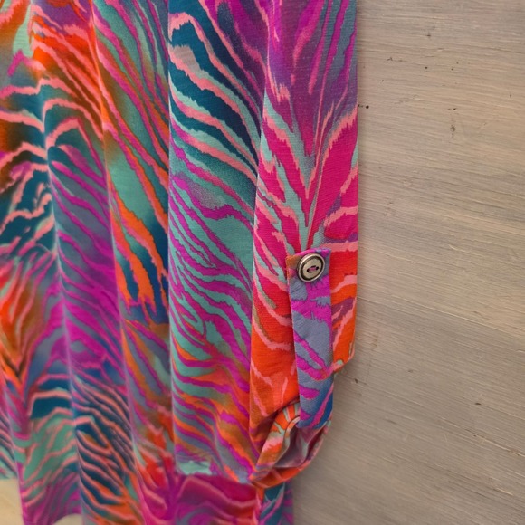 Dear Scarlett Multicolor Abstract Zebra Print Tunic Blouse Size Large GC - Picture 8 of 10
